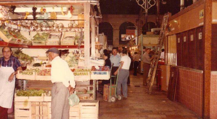 Is-Suq tal-Belt Food Market Court Valletta